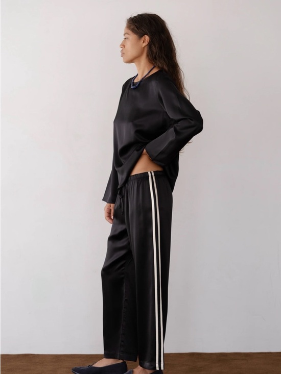 DONNI. Pants - NWT DONNI. Black Silk Striped Crop Pants